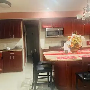 Minutes From Jfk, Beautiful With Peaceful, Cosy, Private New York